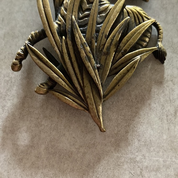 Brass Zebra pendant - Picture 4 of 7